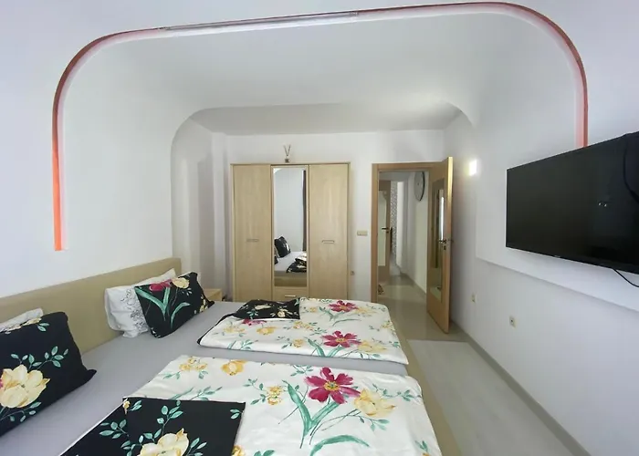 Itta 05 Sunny Апартамент *