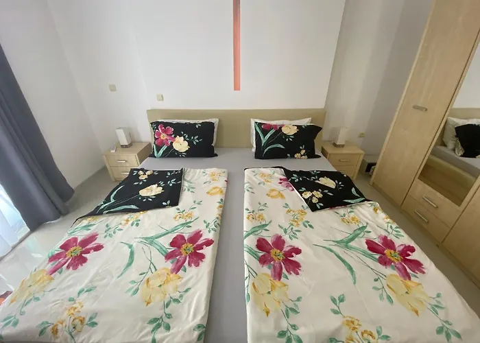 Апартамент Itta 05 Sunny