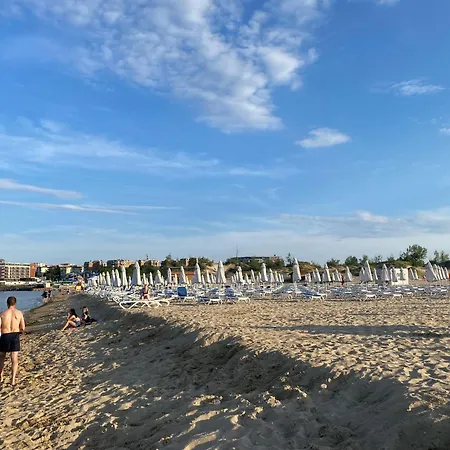 Itta 05 Sunny Апартаменты *